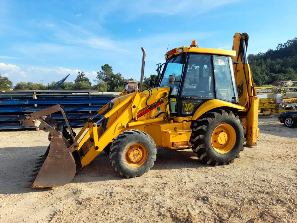 Retroescavadora JCB 3CX